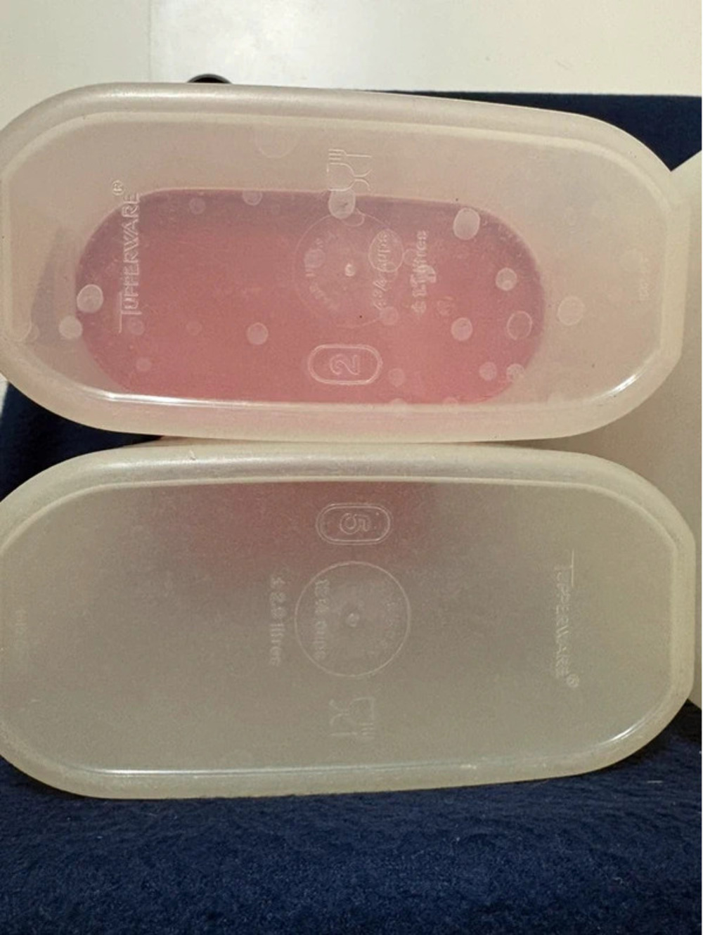 Three piece Tupperware set - Picture 3 of 5